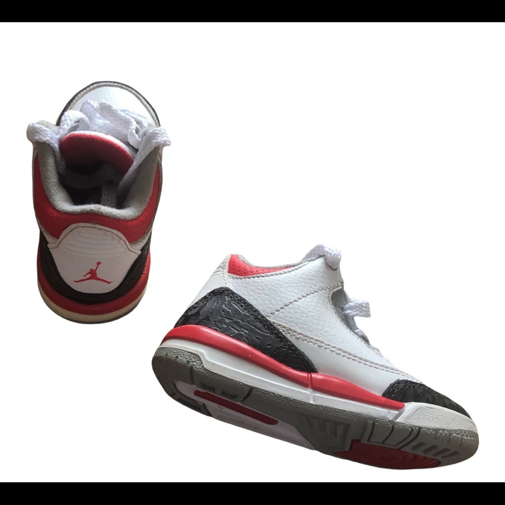 Jordan’s Nike air lll (3) toddler size 5.5 white retro bright crimson great con